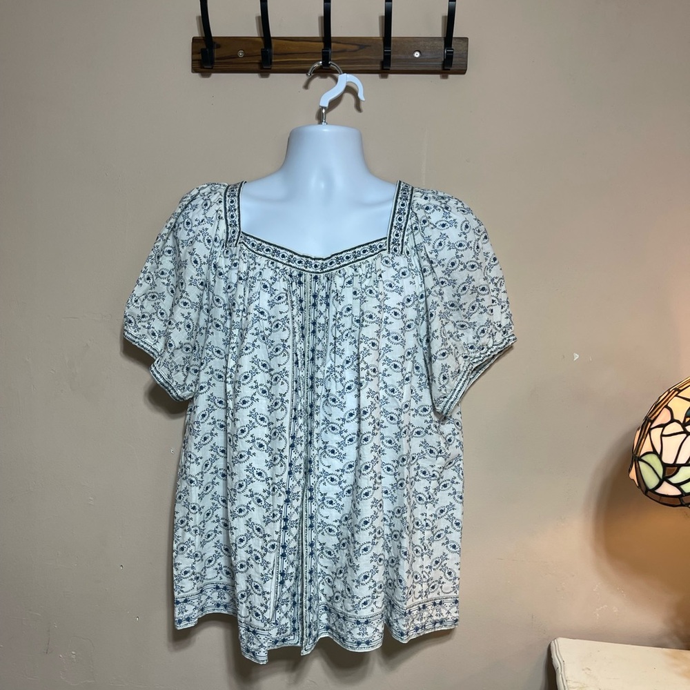 Max Studio Cream and Black Floral Square-Neck Blouse